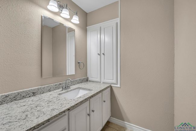 1826 Sybil Ln, House other with 3 bedrooms, 2 bathrooms and null parking in Tyler TX | Image 14