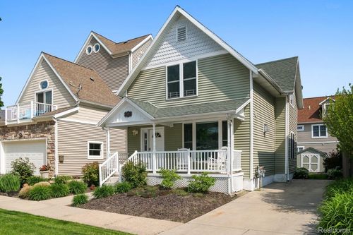 229 Huron St, South Haven, MI, 49090-1209 | Card Image