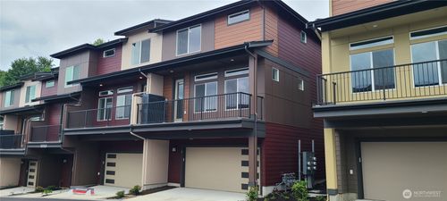 unit-e-13214 Ne 127th Ct, Kirkland, WA, 98034-7641 | Card Image