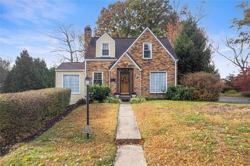 5716 Valleyview Dr, Bethel Park, PA, 15102-3546 | Card Image