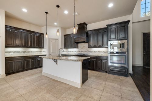 5713 Tawakoni Dr, Denton, TX, 76201-1571 | Card Image