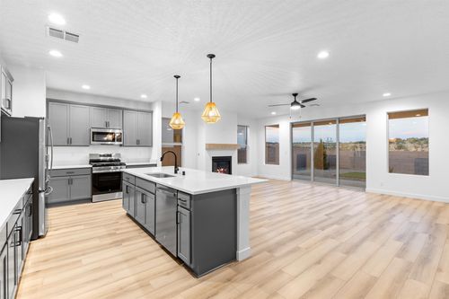 77 Cadena Loop, Los Alamos, NM, 87547-3477 | Card Image