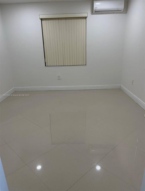 0-XX Hialeah Dr, Hialeah, FL, 33010 | Card Image
