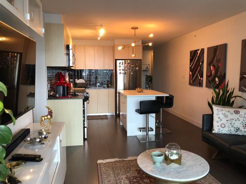 1212-1325 Rolston St, Vancouver, BC, V6B0M2 | Card Image