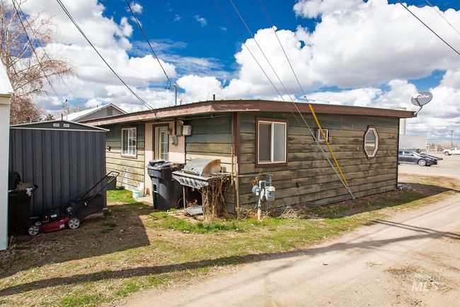 134 Maple Ave, Home with 2 bedrooms, 1 bathrooms and 2 parking in Hansen ID | Image 37