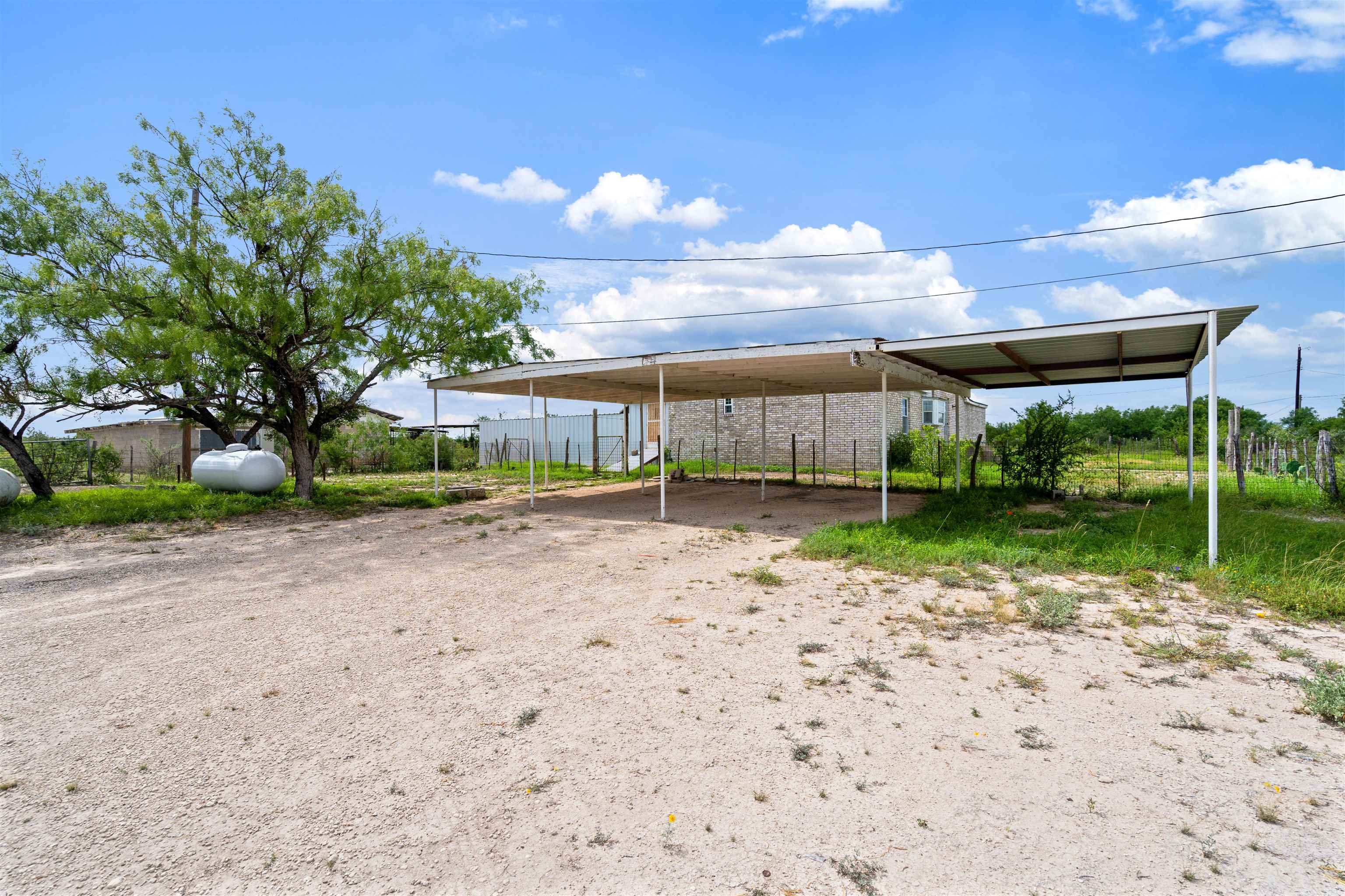 Residential in Del Rio 5