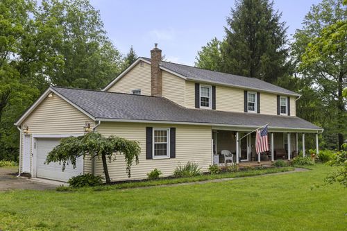 3352 Outville Rd, Granville, OH, 43023-9432 | Card Image