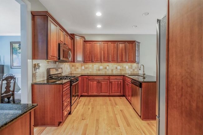 1303 Shinnecock Ct, House other with 4 bedrooms, 4 bathrooms and 2 parking in Adams Twp PA | Image 8