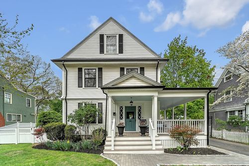 785 Highland Ave, Needham, MA, 02494-1604 | Card Image