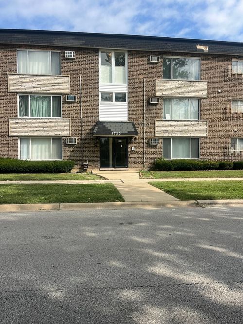 1d-5720 108th St, Chicago Ridge, IL, 60415-2354 | Card Image