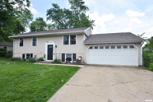 1825 Holiday Dr, Pekin, IL, 61554-1965 | Card Image