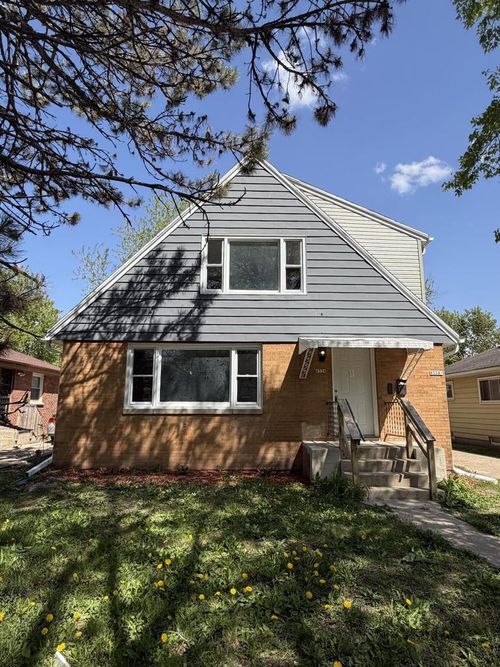 4554 N 49th Street, Milwaukee, WI, 53218 | Card Image