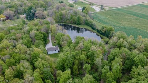 6060 Dalton Fox Lake Rd, North Lawrence, OH, 44666-9547 | Card Image