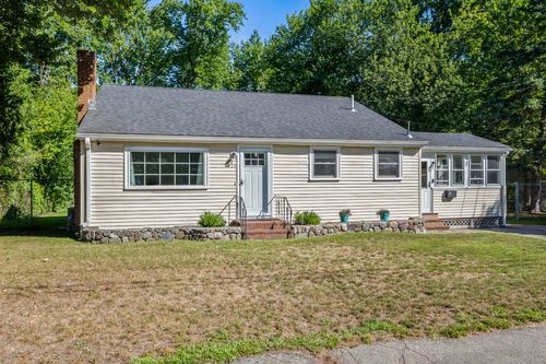 11 Virginia Cir, Randolph, MA, 02368-5151 | Card Image