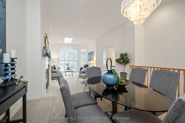 68 Celebrity Greens Way, Condo with 3 bedrooms, 2 bathrooms and 1 parking in Markham ON | Image 13