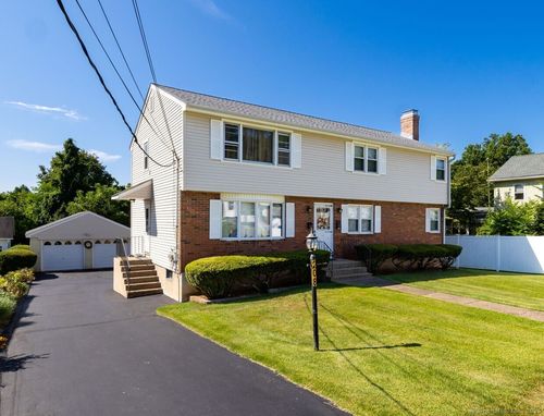 208 Brook St, New Britain, CT, 06051-3347 | Card Image