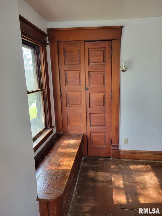 APT-1 - 606 Meridian St, Home with 0 bedrooms, 0 bathrooms and 2 parking in Tipton IA | Image 42