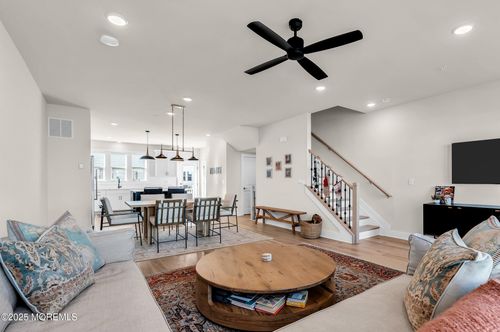 3 Sandbar Aly, Oceanport, NJ, 07757-1467 | Card Image