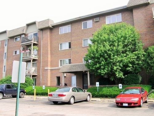 111-2300 Beau Monde Ter, Lisle, IL, 60532-1594 | Card Image