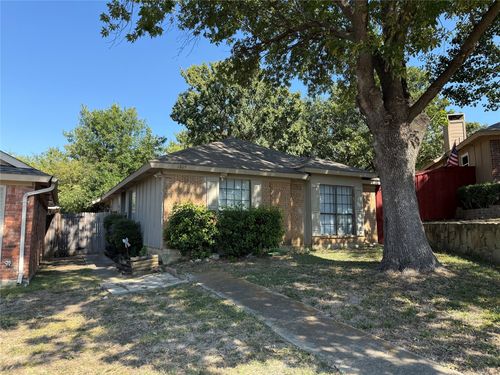 1803 Sherwood Pl, Carrollton, TX, 75006-4257 | Card Image