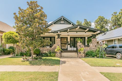 2238 College Ave, Fort Worth, TX, 76110-1950 | Card Image