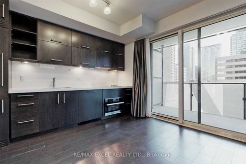 810-65 St Mary St, Toronto, ON, M5S0A6 | Card Image