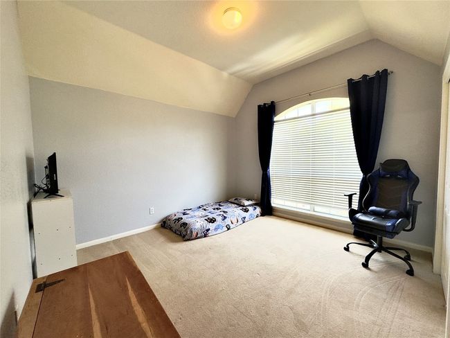 Upper level | Image 16