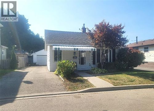 146 Whitley St, Cambridge, ON, N3H4K6 | Card Image