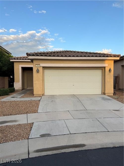 696 Yew Barrow Ct, Henderson, NV, 89011-2615 | Card Image