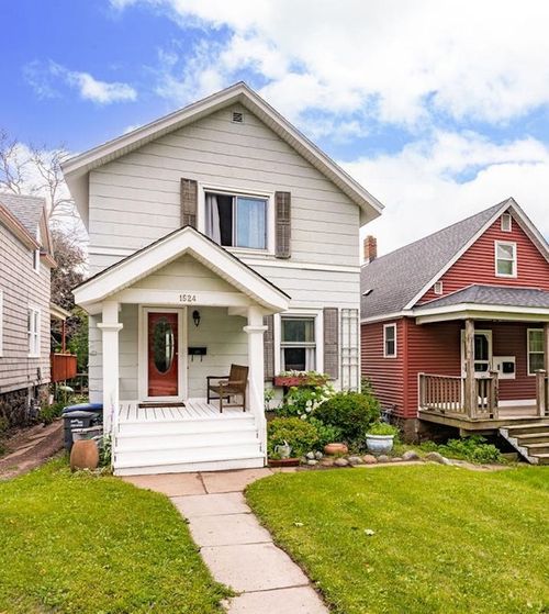 1524 E 7th St, Duluth, MN, 55812-1213 | Card Image