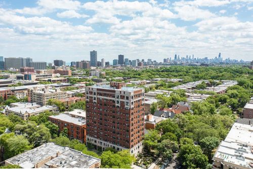 unit-411-1325 W Wilson Ave, Chicago, IL, 60640-0900 | Card Image
