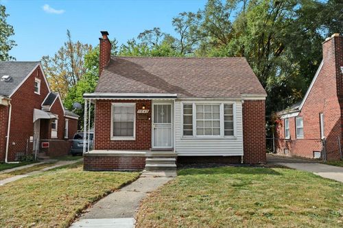 7845 Parkland, Redford, MI, 48239-1032 | Card Image