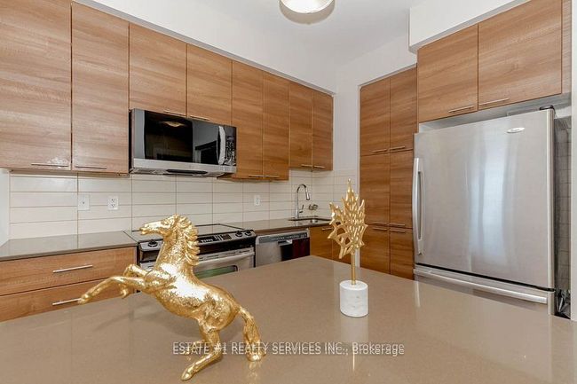 807 - 15 Viking Lane, Condo with 3 bedrooms, 2 bathrooms and null parking in Etobicoke ON | Image 9