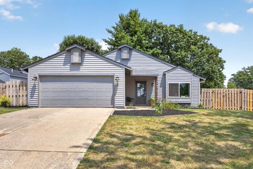 340 E Brittany Way, Ellettsville, IN, 47429-1063 | Card Image