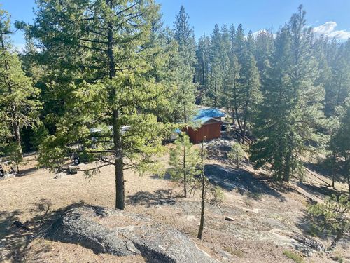 37 Stanley Dr, Cascade, ID, 83611-7717 | Card Image