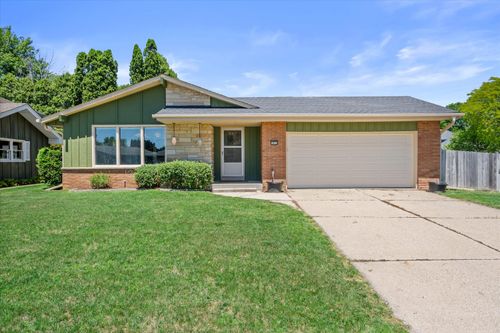 1610 Hickory St, SOUTH MILWAUKEE, WI, 53172-1062 | Card Image