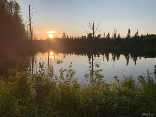 280A Camp One Road, Republic, MI, 49879 | Card Image