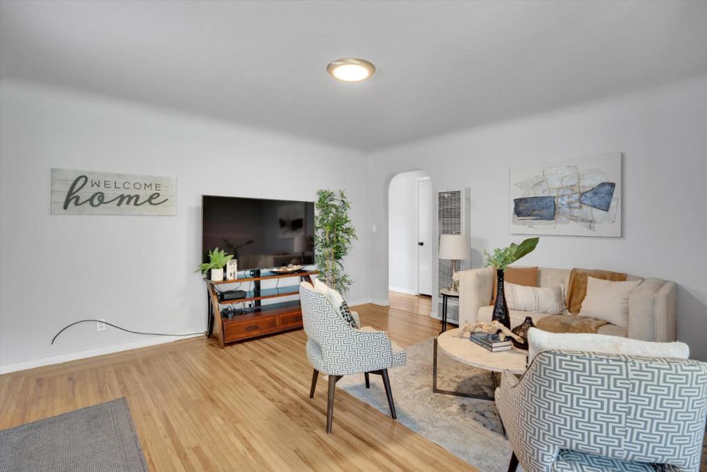 Residential Income in Redwood City 4
