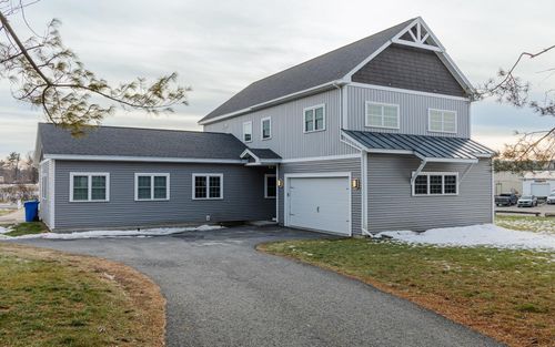60 Dearborn Cir, Walpole, NH, 03608-4409 | Card Image