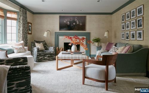 8 Howard Park Dr, Tenafly, NJ, 07670-2927 | Card Image