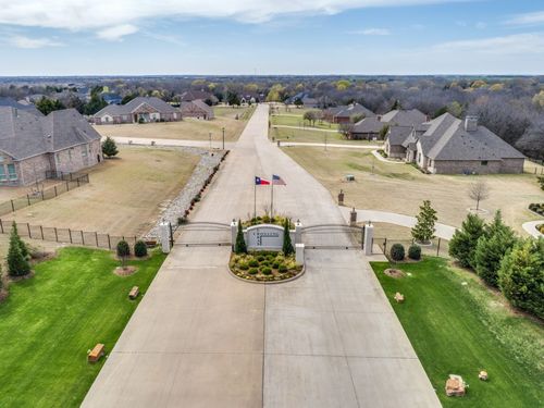 3015 Crossing Dr, Anna, TX, 75409-3430 | Card Image