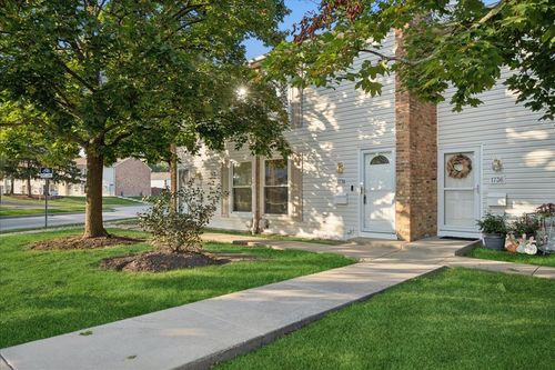 1738-1738 Ardwick Dr, Hoffman Estates, IL, 60169-6703 | Card Image
