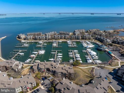 apt-201-7046 Harbour Village Ct, ANNAPOLIS, MD, 21403-5616 | Card Image