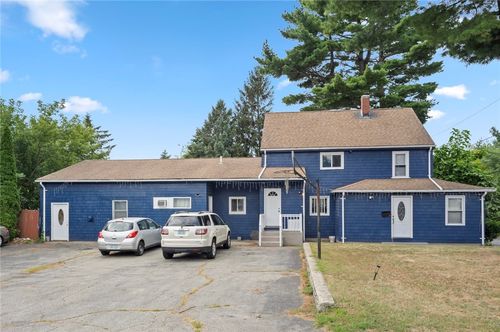 22 Whipple Ave, North Providence, RI, 02911-2354 | Card Image