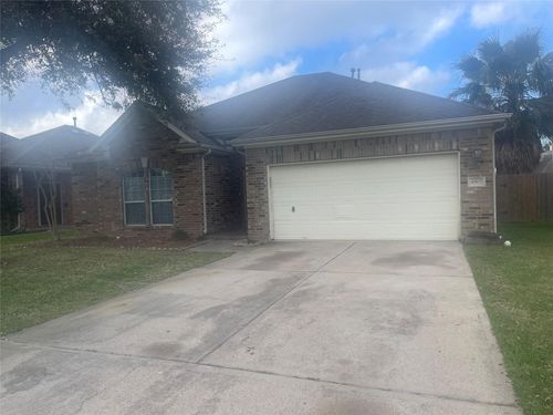 4907 Chase Stone Drive, Bacliff, TX, 77518 | Card Image