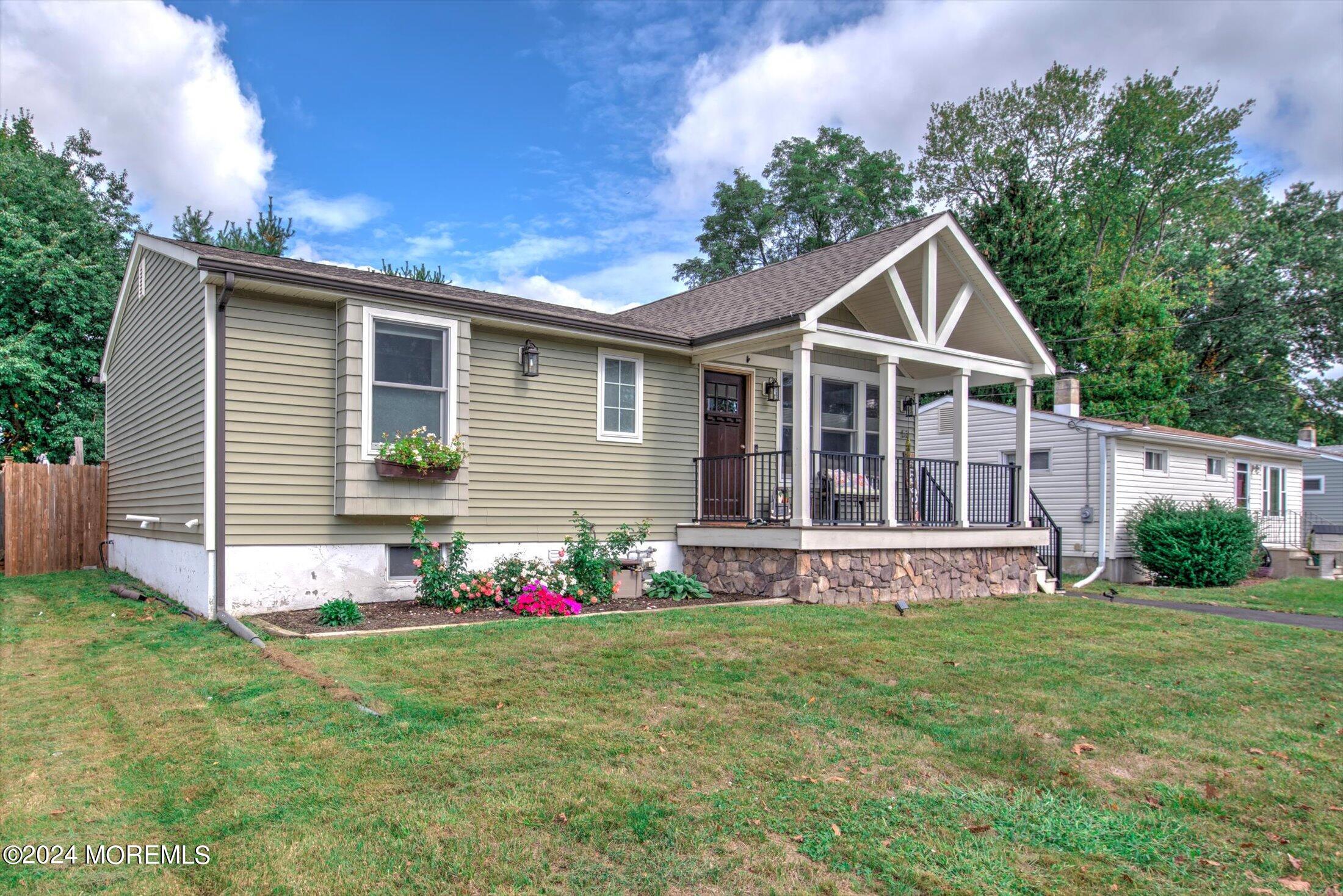 Helen Ave, Freehold, NJ 07728