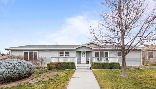 501 S Wyoming St, Kennewick, WA, 99336-9600 | Card Image