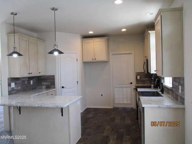 3467 Crown Royal Cir, House other with 4 bedrooms, 2 bathrooms and 2 parking in Winnemucca NV | Image 12