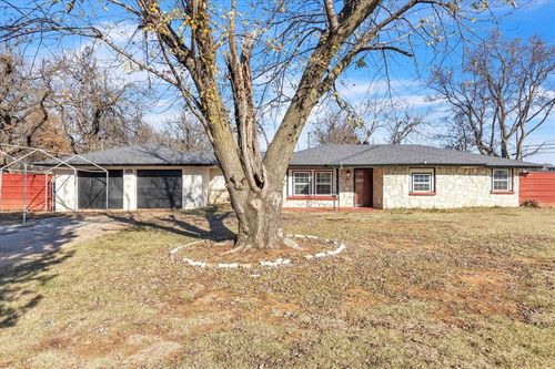 9909 Lloyd Dr, Midwest City, OK, 73130-1524 | Card Image