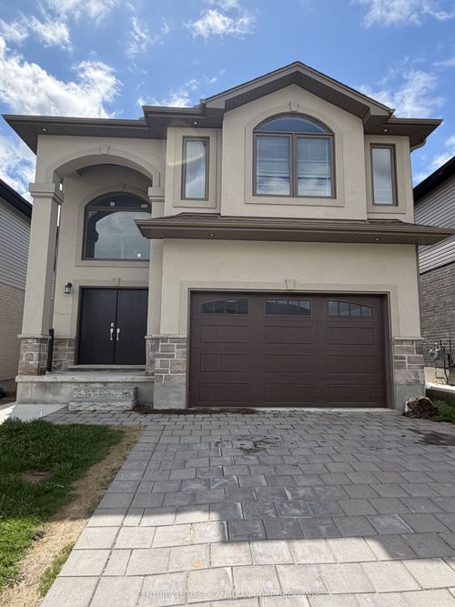 upper-2779 Oriole Dr, London, ON, N6M0G9 | Card Image